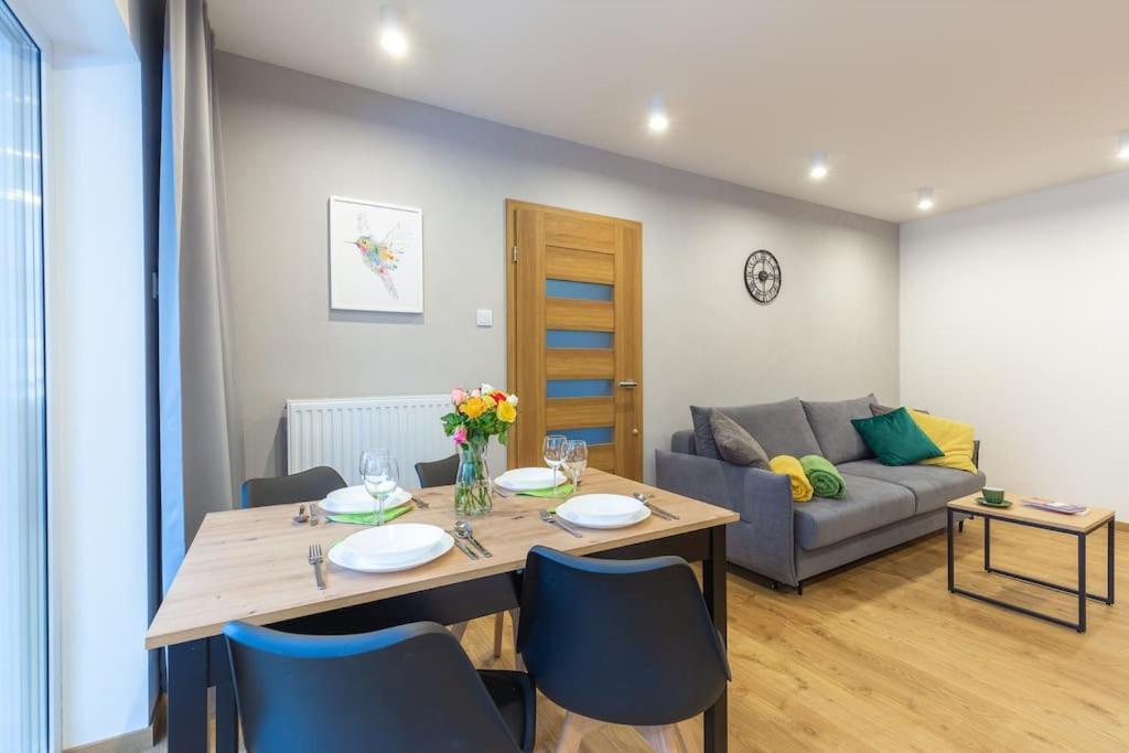 Slowackiego 5b, Apartament *